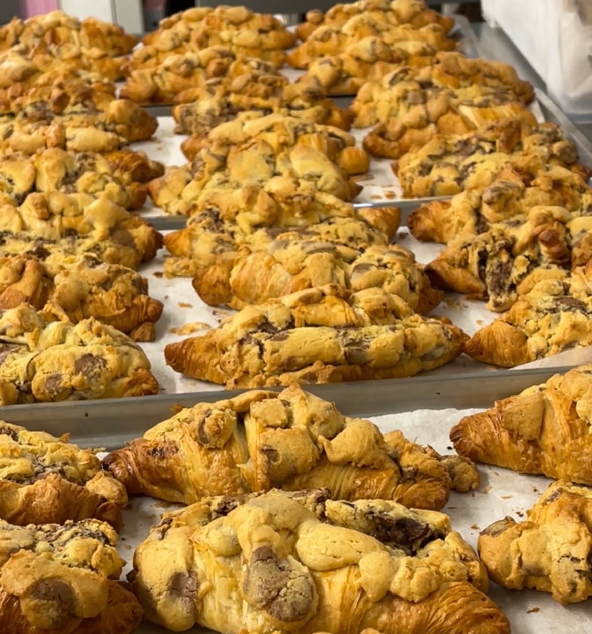 Cookie Croissants Box